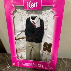 1996 Mattel Fashion Ave Barbie Ken NRFB